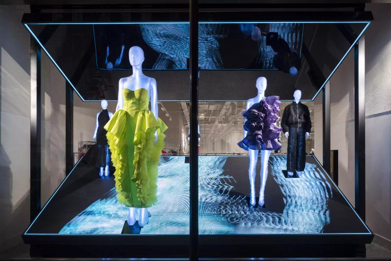 H&M Window