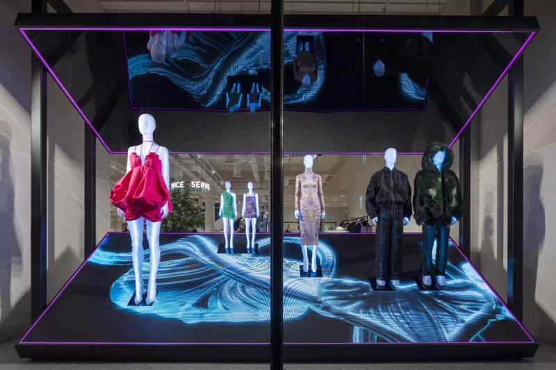 H&M Window