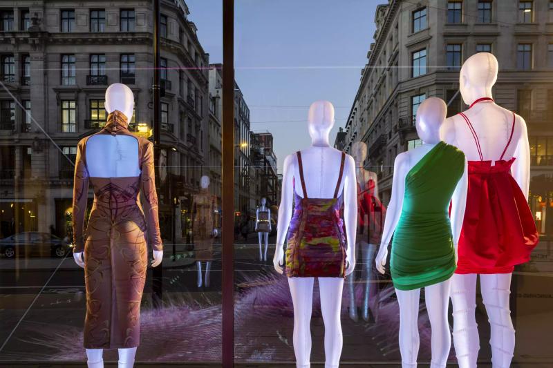 H&M Window