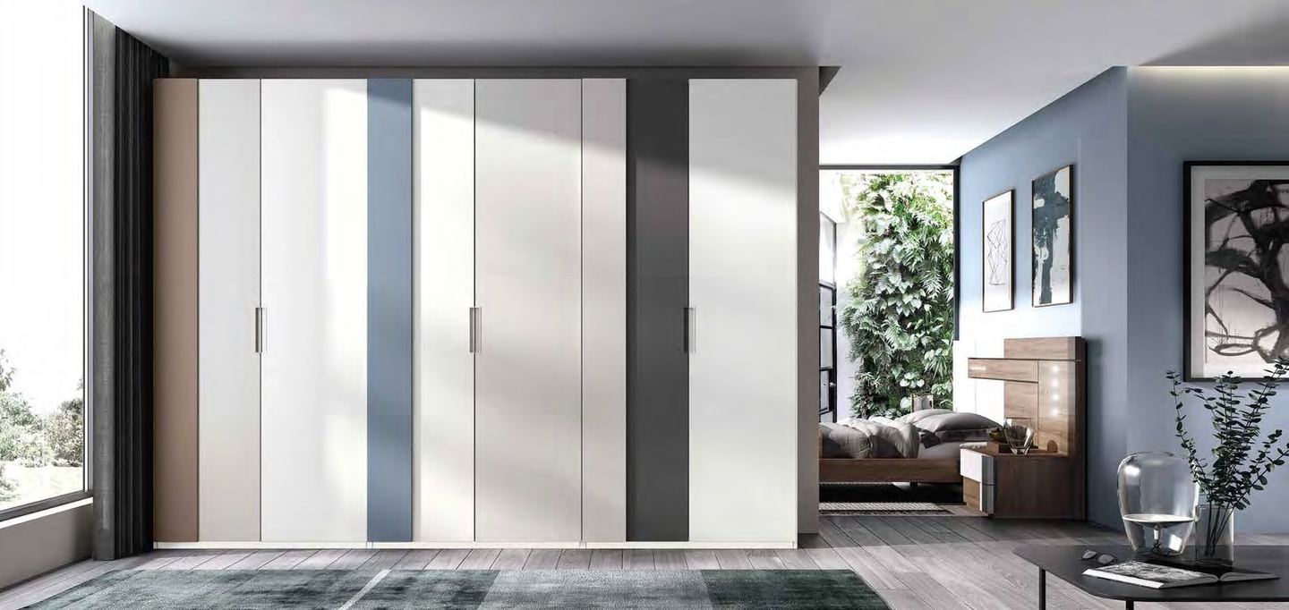 Armario de dormitorio 8 — Composición 055, fotografía de catálogo del fabricante