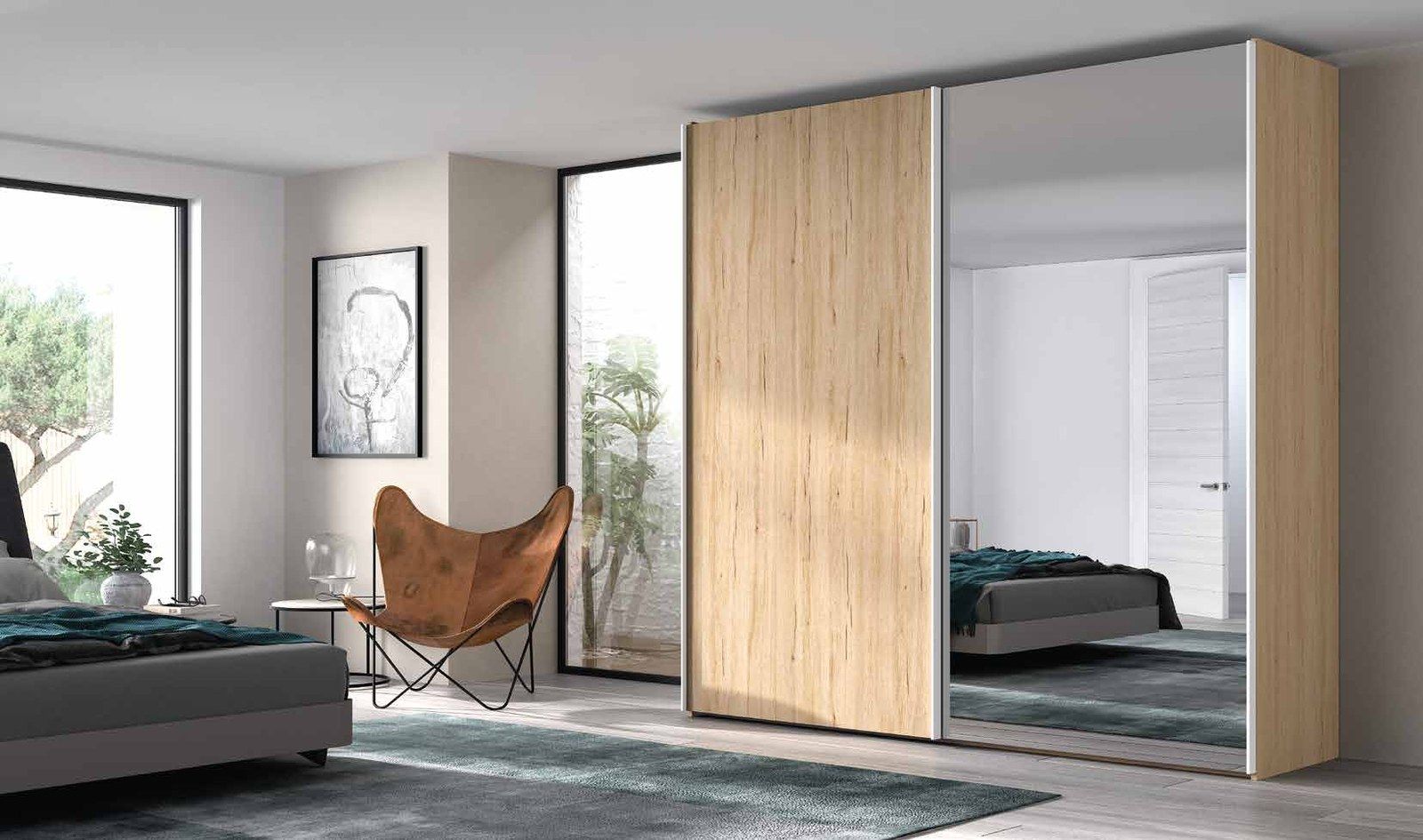 Armario de dormitorio 26 — Composición 073, fotografía de catálogo del fabricante