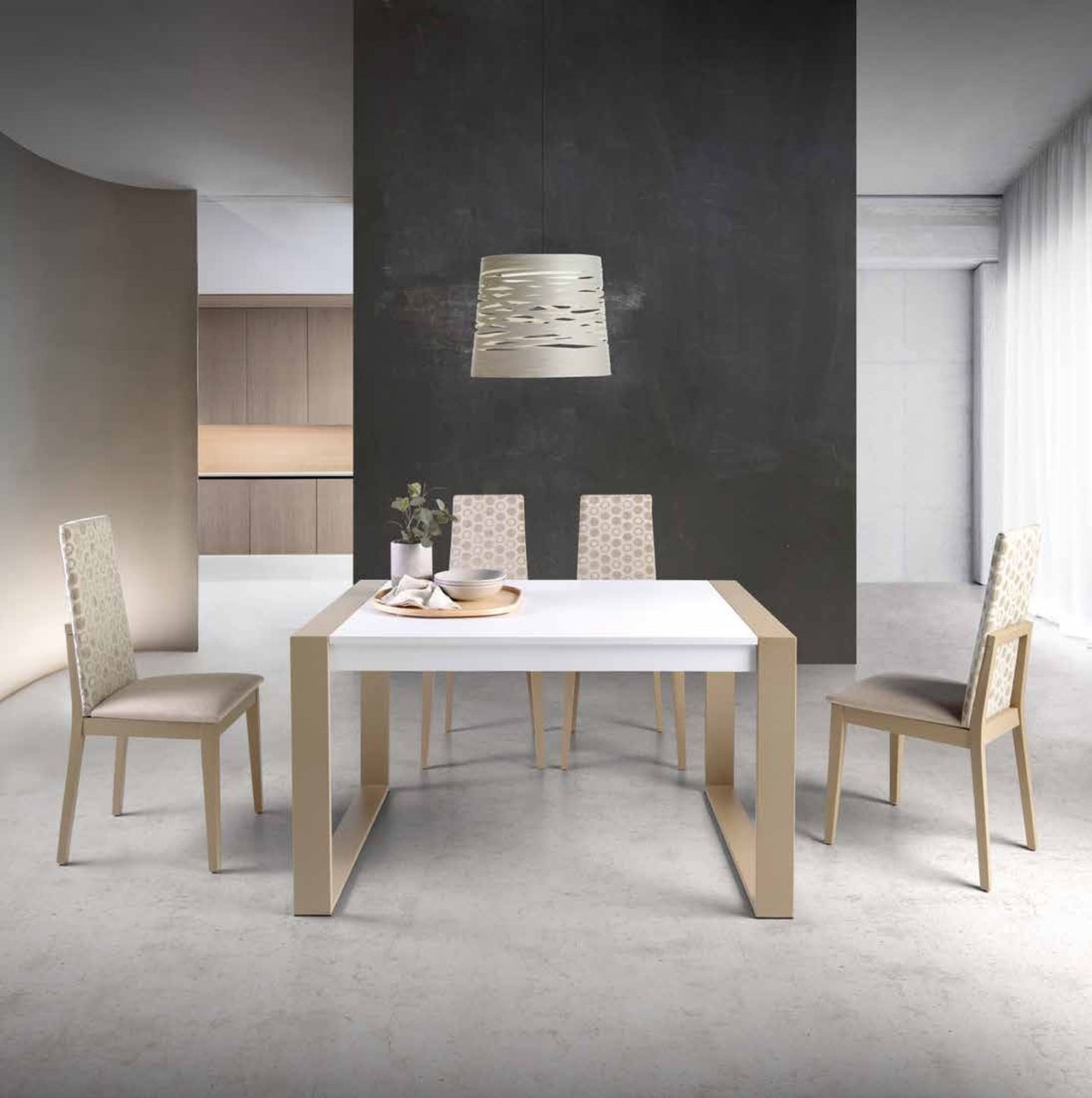Silla Madera / Tapizada 115 de Pinald, fotografía del catálogo del fabricante