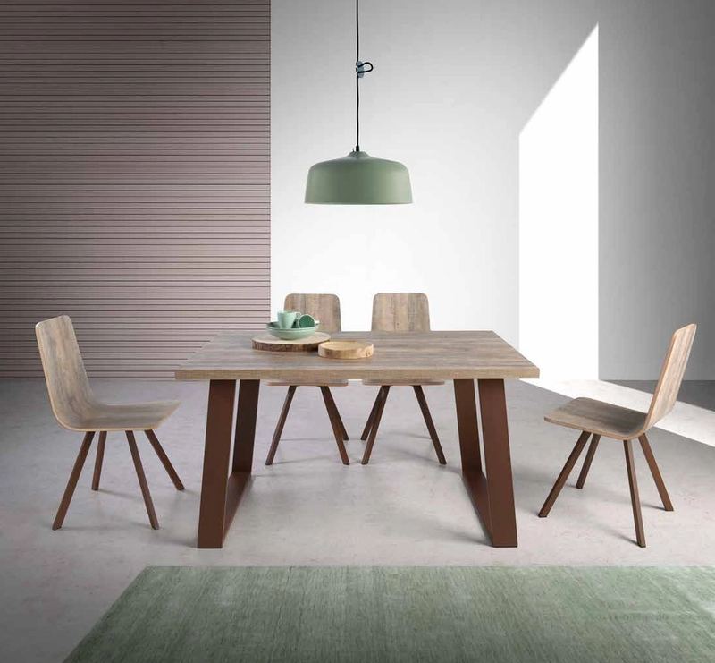 Silla Metal / Matec 208 de Pinald, fotografía del catálogo del fabricante