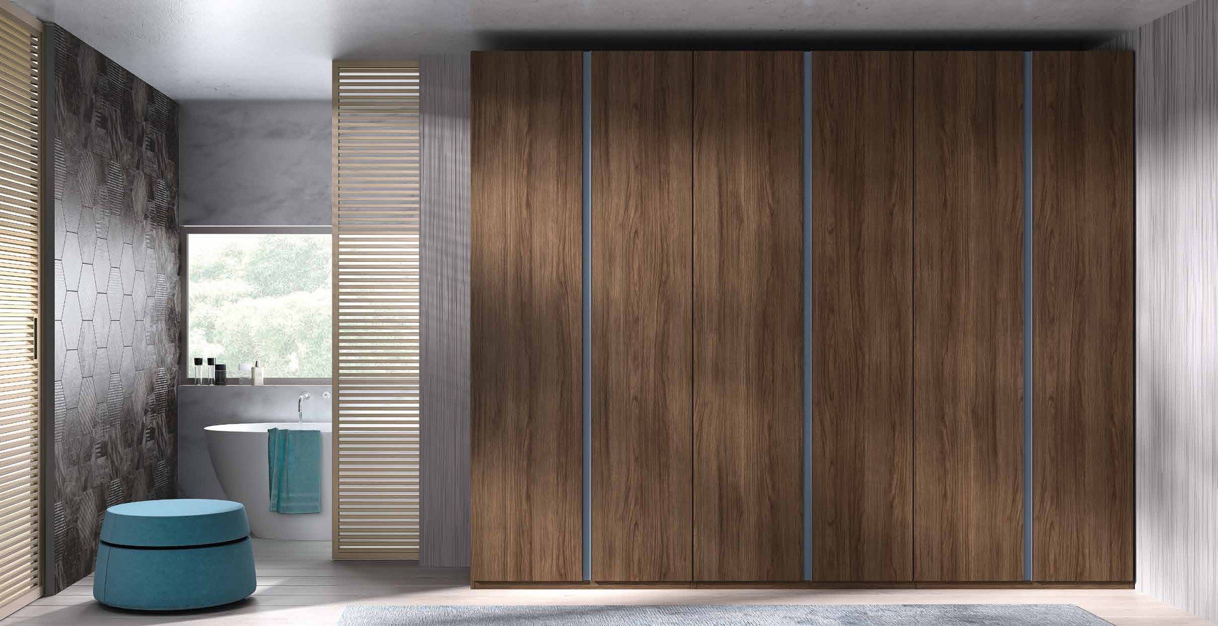 Armario de dormitorio 3 — Composición 050, fotografía de catálogo del fabricante