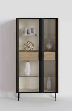 Fotografía de vitrina de salón de la colección FRESH, en acabado Riva / Arena.