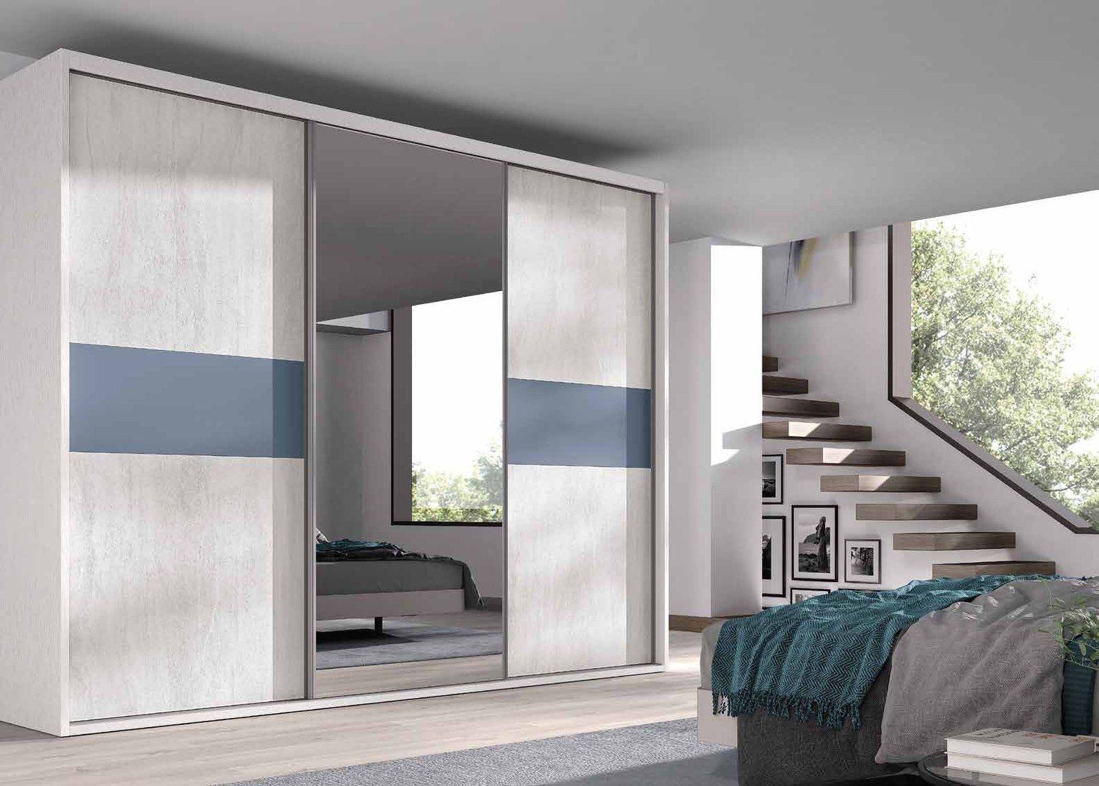 Armario de dormitorio 21 — Composición 068, fotografía de catálogo del fabricante