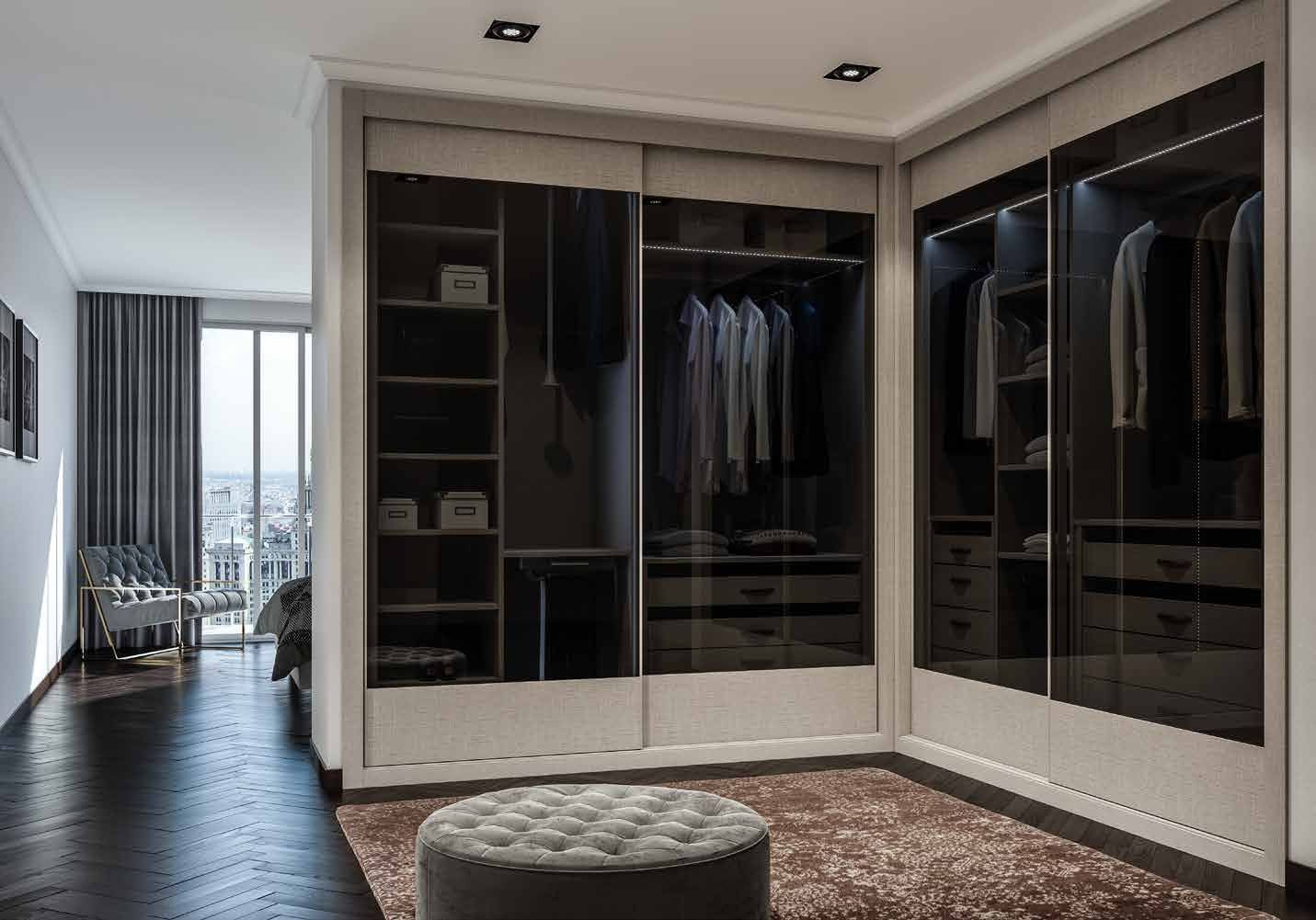 Puertas correderas de armario empotrado en vidrio tarifa especial parsol gris, en un dormitorio, composición slim.
