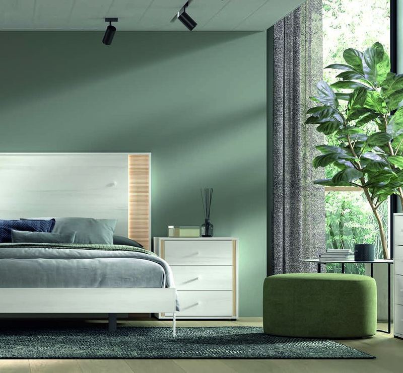 matrimonio-emotion-dormitorio-03-principal-01.jpg: Dormitorio Emötion composición 03 con cama doble, cabecero con iluminación, dos módulos auxiliares, cómoda y espejo
