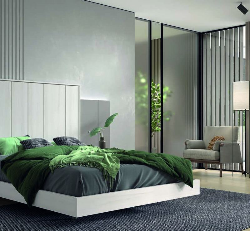 matrimonio-emotion-dormitorio-15-principal-01.jpg: Dormitorio Emötion composición 15 con cama doble, cabecero axtra alas con iluminación, módulos win, cómoda y espejo