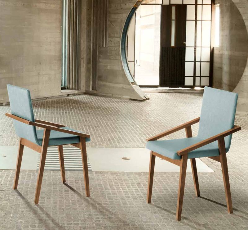 Silla de comedor modelo 214 de SG, silla con reposabrazos de madera y respaldo tapizado