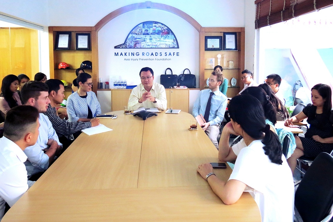 Vice Chairman Dr. Khuat Viet Hung of the NTSC visits AIP Foundation
