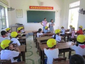 Johnson & Johnson Helmets for Kids follow up with six project schools in Ha Tinh province