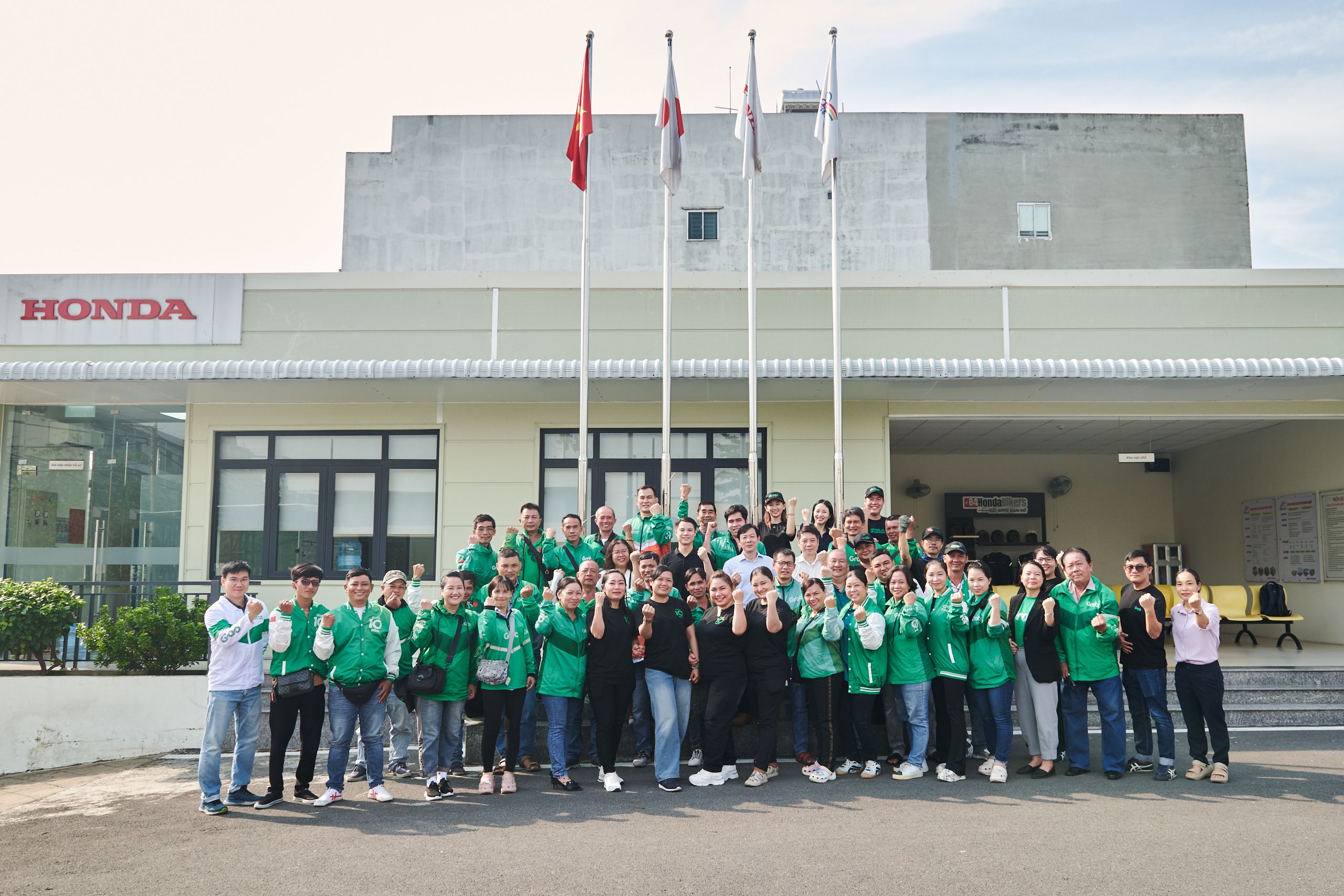 AIP Foundation joins forces with the World Bank and Grab Vietnam to improve safety of commercial motorcycle drivers across Hanoi and Ho Chi Minh City, Vietnam