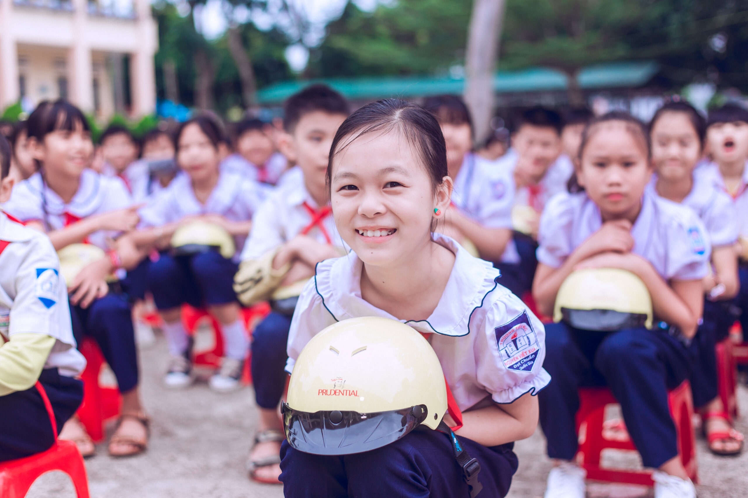Prudential Vietnam pushes for stronger road safety measures for students in local provinces