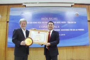 Founder and President Greig Craft receives award from Gia Lai Provincial Government