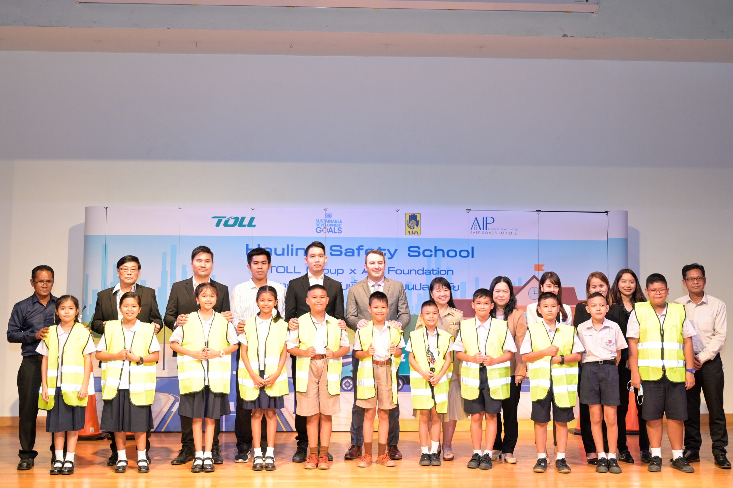 AIP Foundation and Toll Group announce launch of Hauling Safety program in Thailand