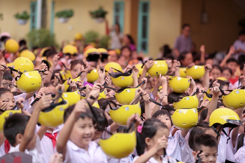 Three exciting extracurricular days kick off the Helmets for Kids program’s expansion to 20 schools