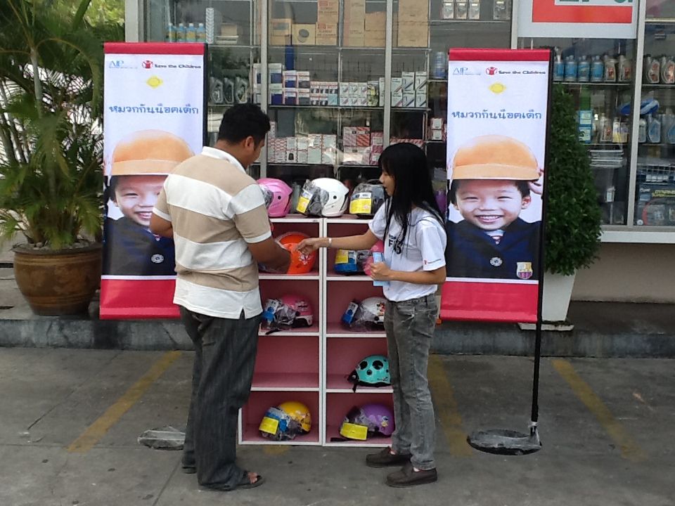 Second “pop-up” child helmet retail kiosk piloted at gas station in Bangkok