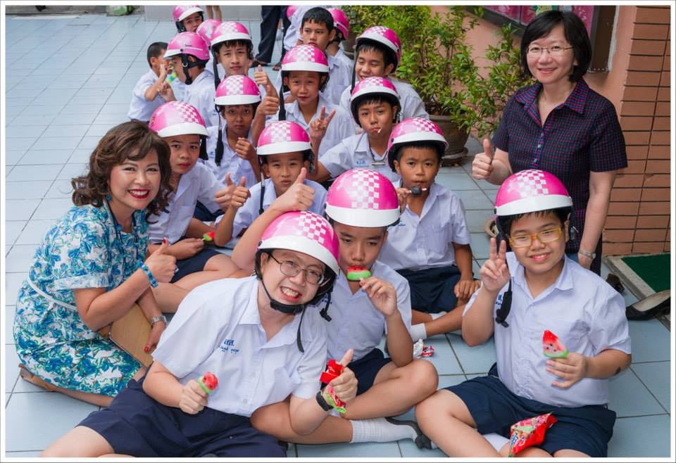 Helmet donation and teacher training at Wat Sommanat School funded by Vespiario Thailand