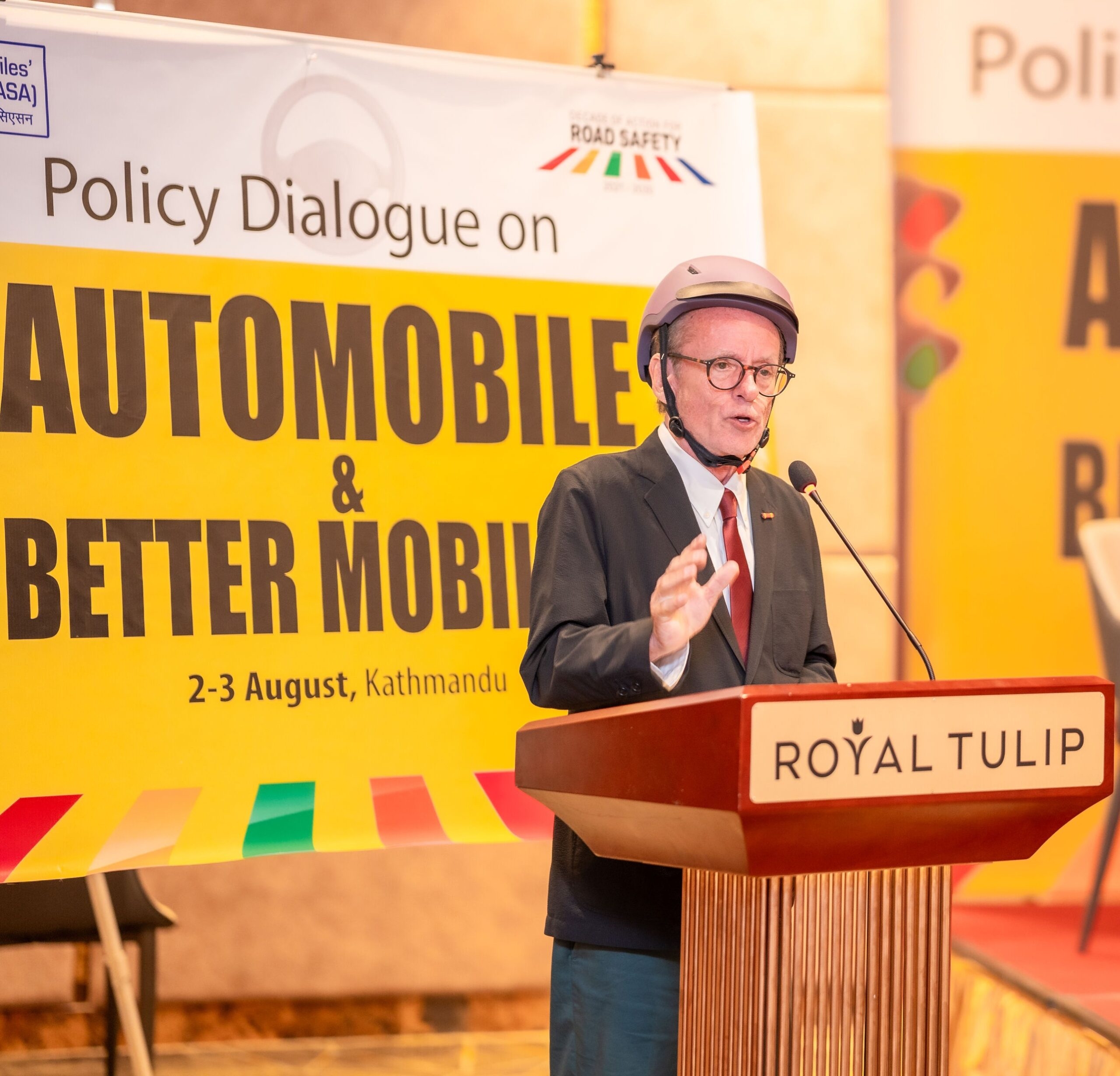 Greig Craft delivers keynote address at Policy Dialogue on Automobile and Better Mobility 2025 in Nepal