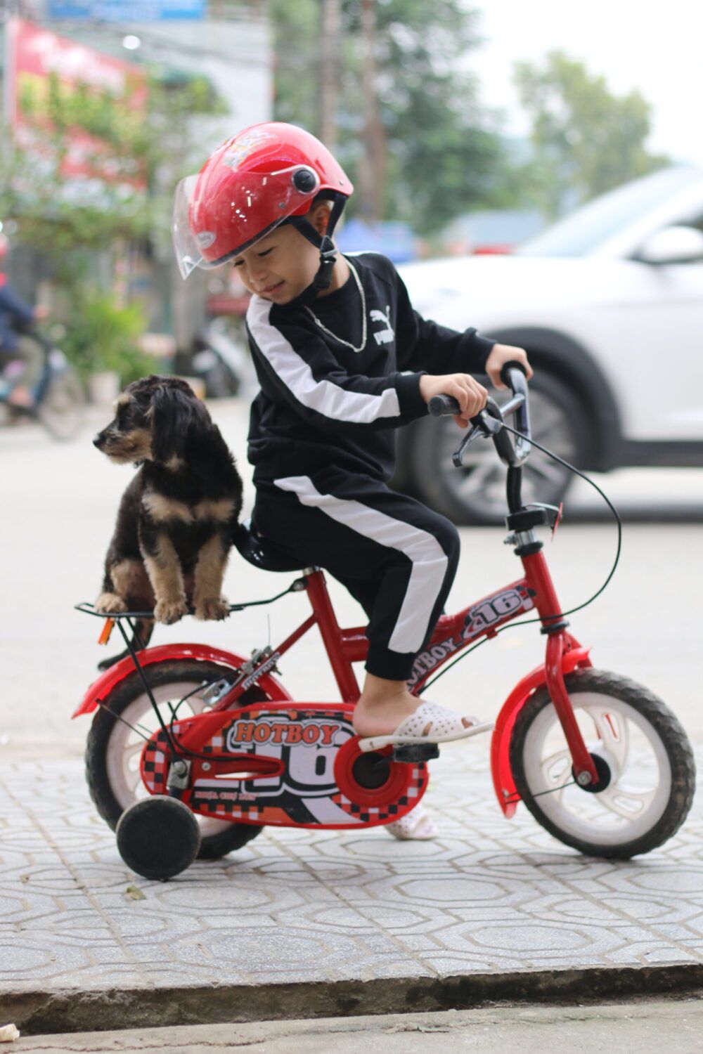 Photo contest in Vietnam reaches more than 6 million people to raise awareness about speed reduction at school zones