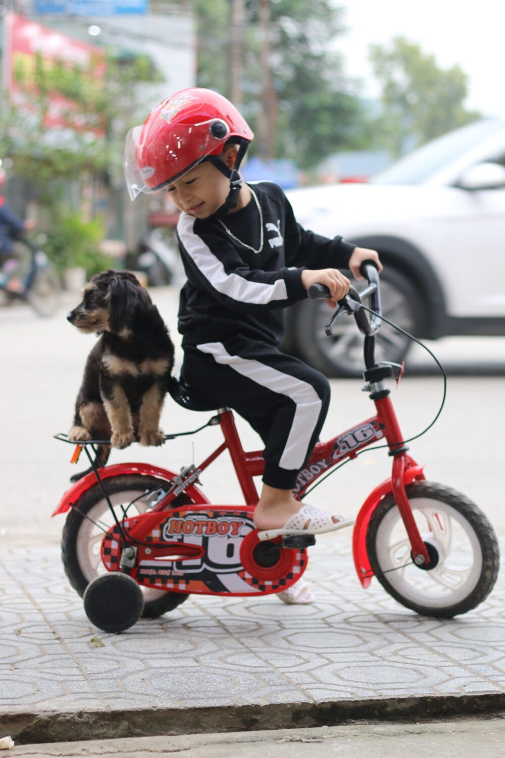 Photo contest in Vietnam reaches more than 6 million people to raise awareness about speed reduction at school zones