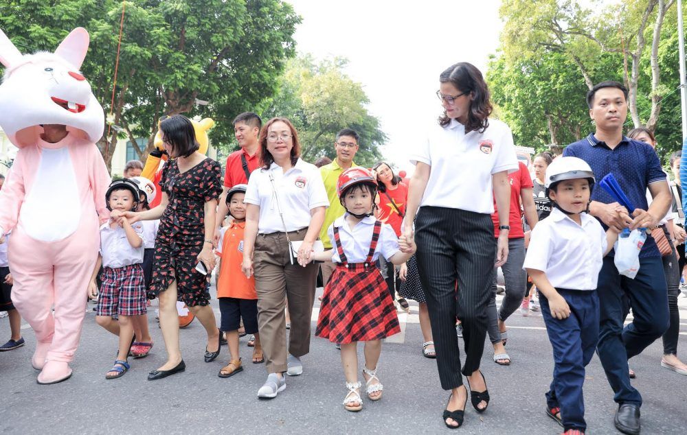 Thousands mobilize on the streets for “Wear Helmets for Children” Call For Advocacy Event