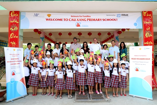 Abbott conducts head measurement for school children in Ho Chi Minh City