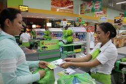 Big C Supermarket Chain takes part in the child helmet campaign