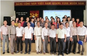 Các đại biểu tham dự hội thảo tổng kết kết quả triển khai và kế hoạch năm 2015 của chương trình Mũ bảo hiểm cho trẻ em do Johnson & Johnson tài trợ