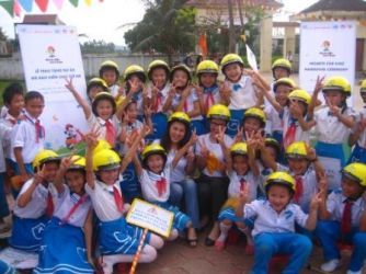 Johnson & Johnson expands Helmets for Kids to 12 schools in Central and Southern Vietnam