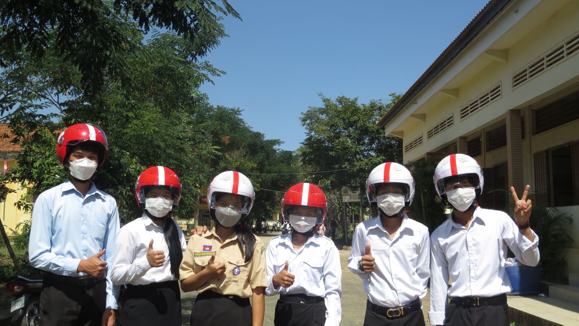 FIA safeguards vulnerable young road users through its Safe and Affordable Helmet Initiative