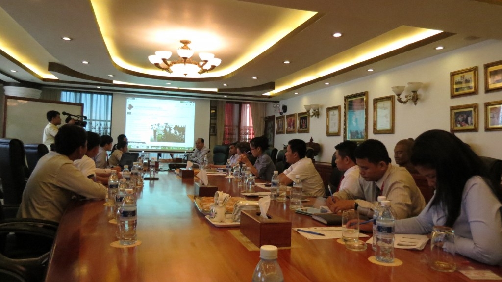 Consultative Meeting with Stakeholders on Road Safety Educational Website