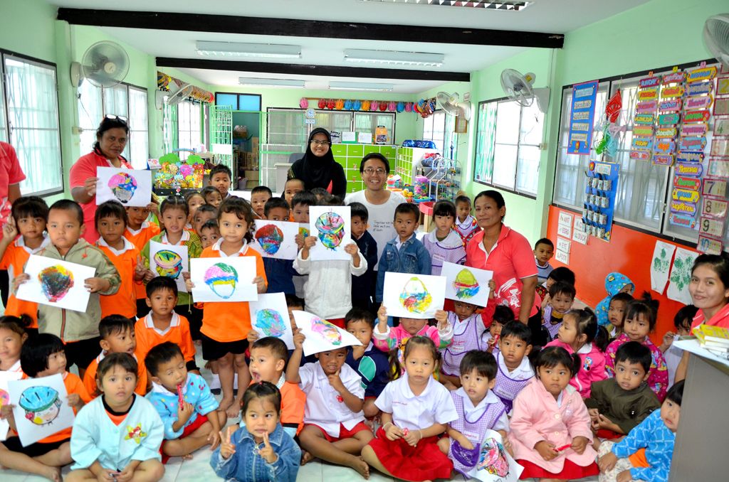 Ban Kookot Preschool holds extracurricular road safety activities sponsored by Sigma Elevator