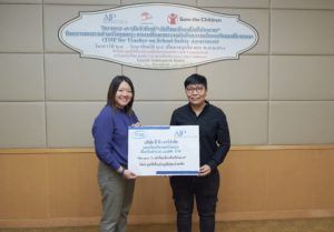 TQR Company Limited’s Assistant Vice President Product Development Chanida Hongpananon with AIP Foundation’s Oratai Junsuwanaruk
