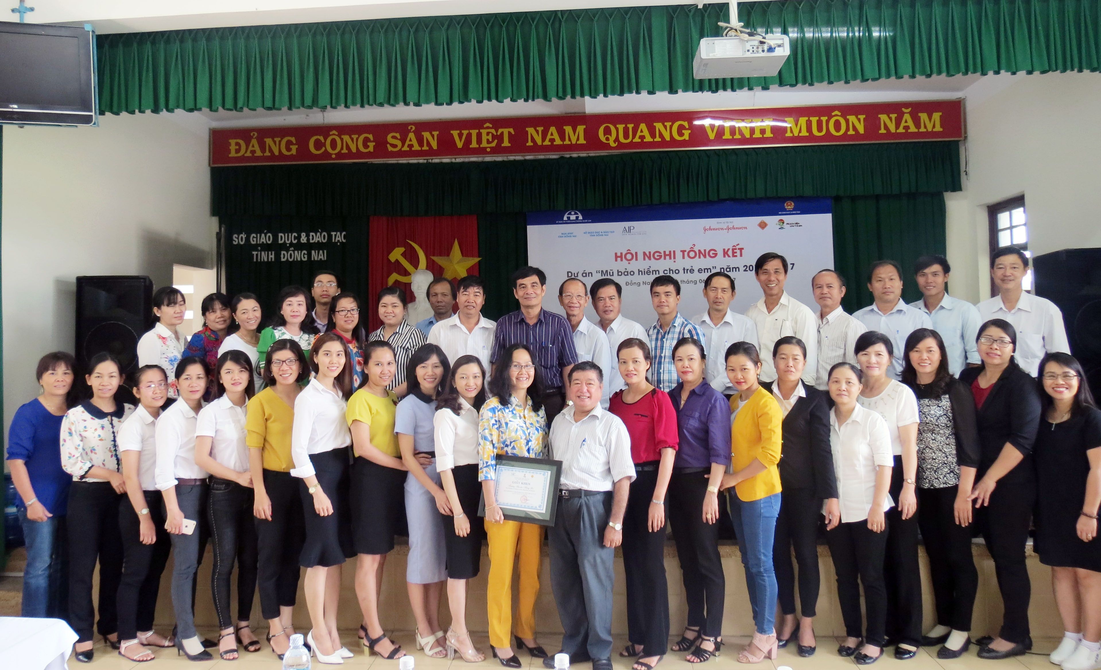 AIP Foundation staff join government and school representatives in Dong Nai Province to discuss the recent Helmets for Kids program.