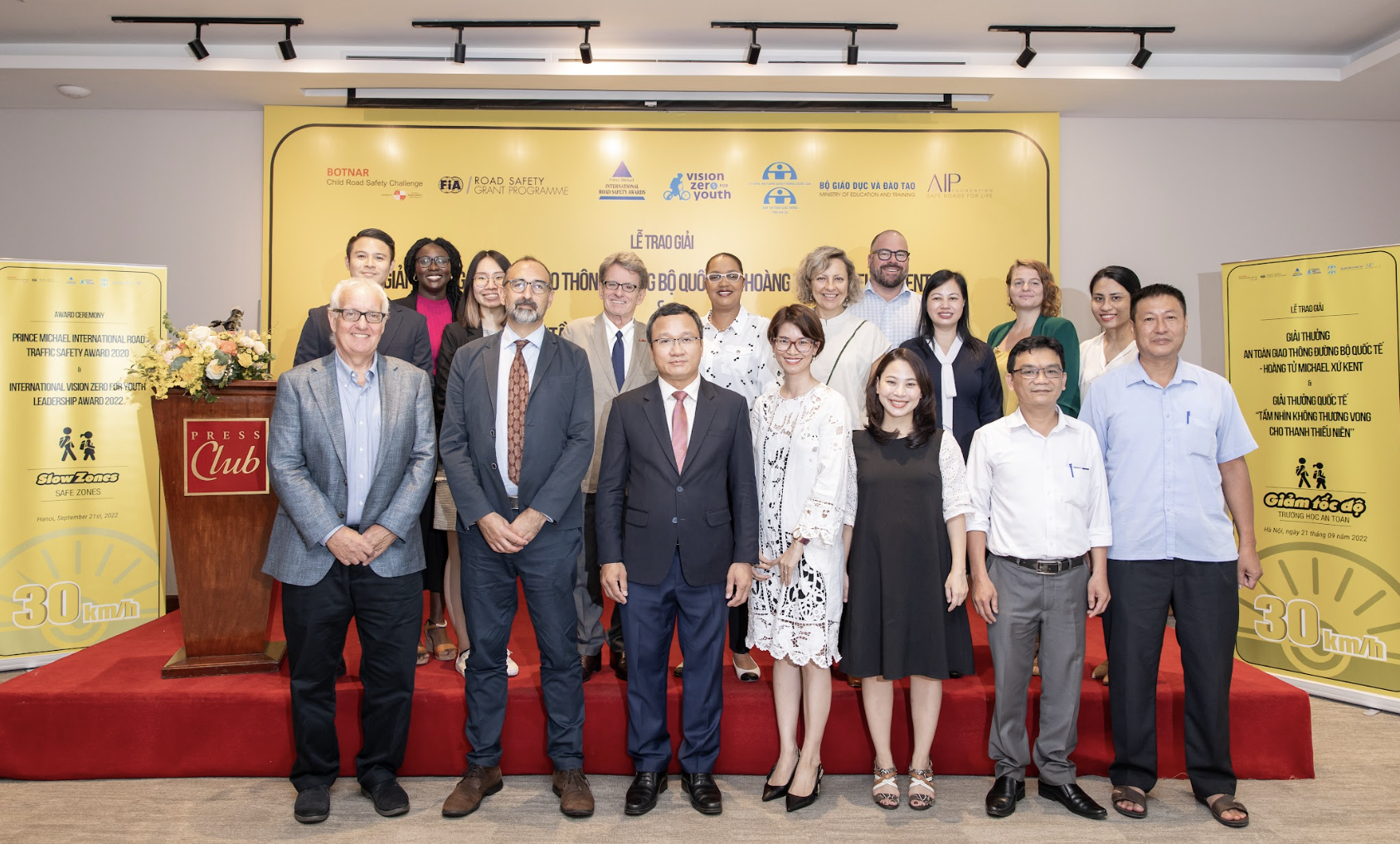 National and local governments in central Vietnam receive two prestigious international awards for prioritizing safe school zones to safeguard every child’s journey to school