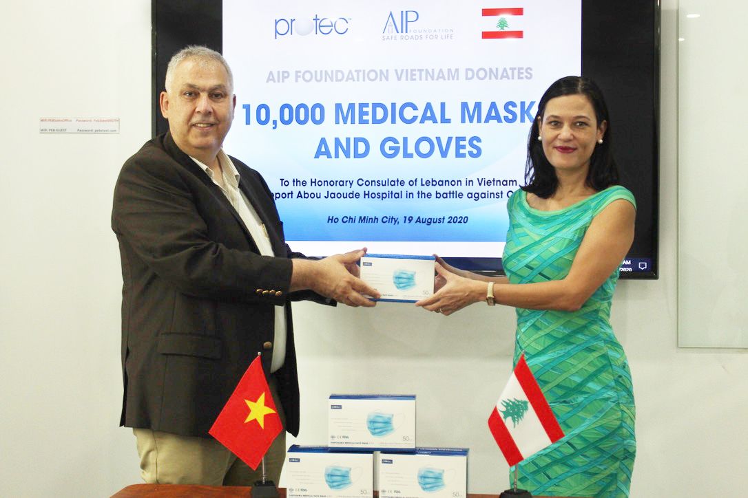 Vietnam-based charity donates 10,000 masks and gloves to hospitals in Beirut