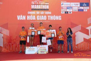 Otofun, NTSC, and AIP Foundation staff handing awards to the marathon winners.