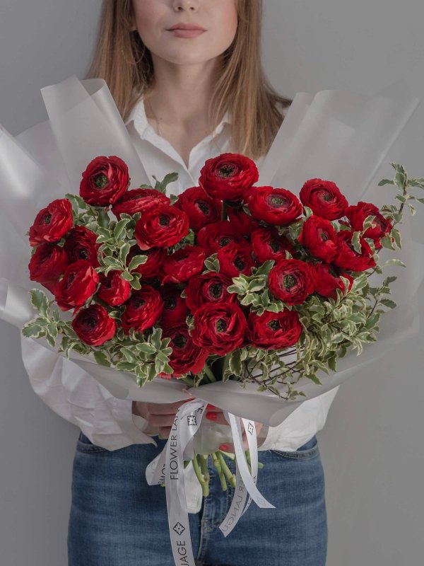 букет из 31 ранункулюса Tango