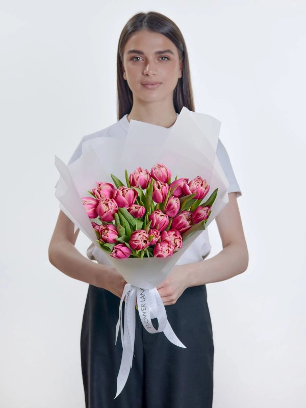 букет из 25 тюльпанов Coral