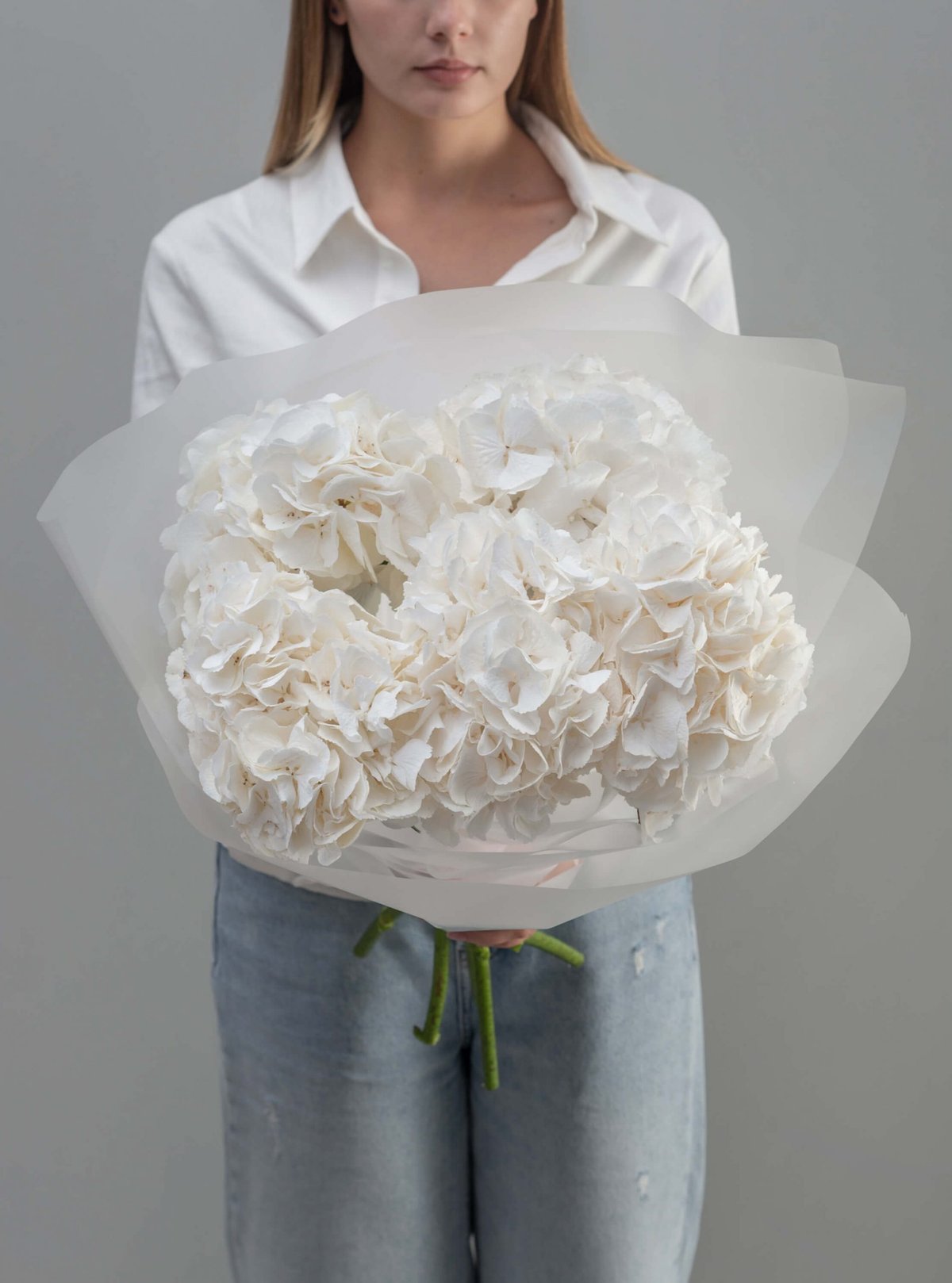 букет из 5 гортензий White