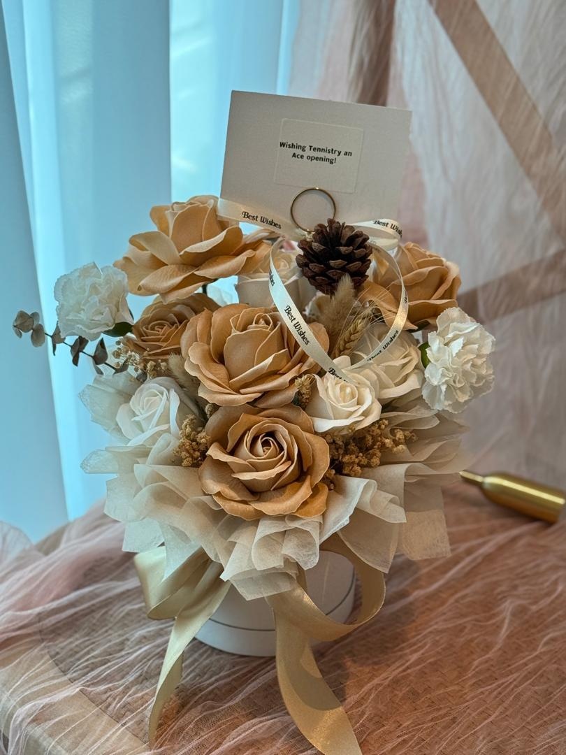 Golden Fortune Bloom, view 2