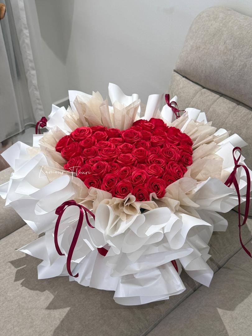 Grand Amour, view 2
