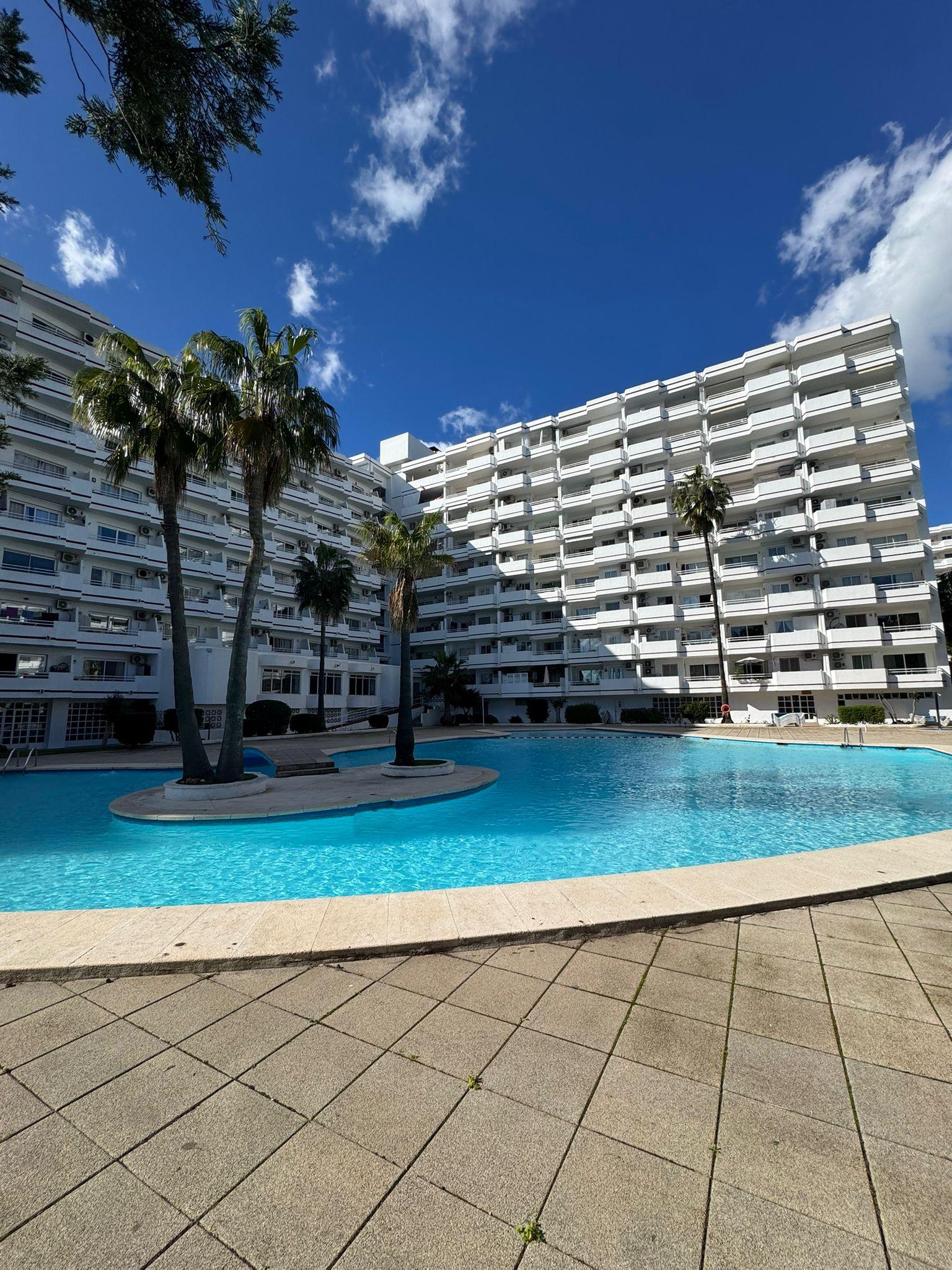 Apartment with tourist licence, balcony, views, pool & tennis court – Port d'Alcúdia, photo 1 of 20