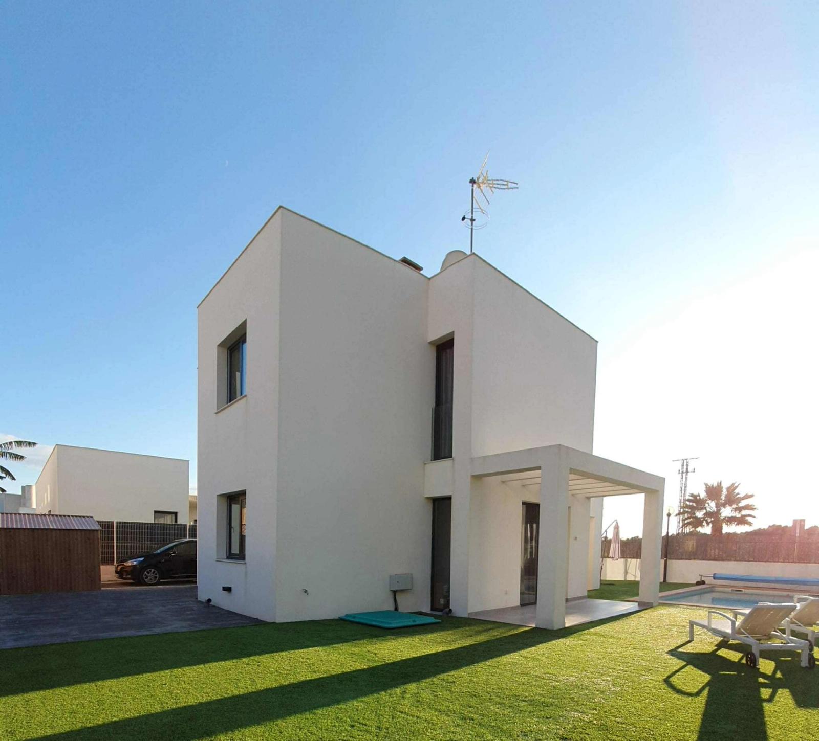 Modern Villa with Private Heated Pool – Just 5 Minutes from the Beach in Can Picafort, photo 1 of 20