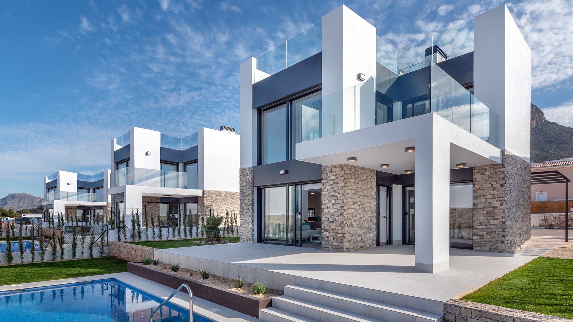 Luxury independent villas in Colonia de Sant Pere
