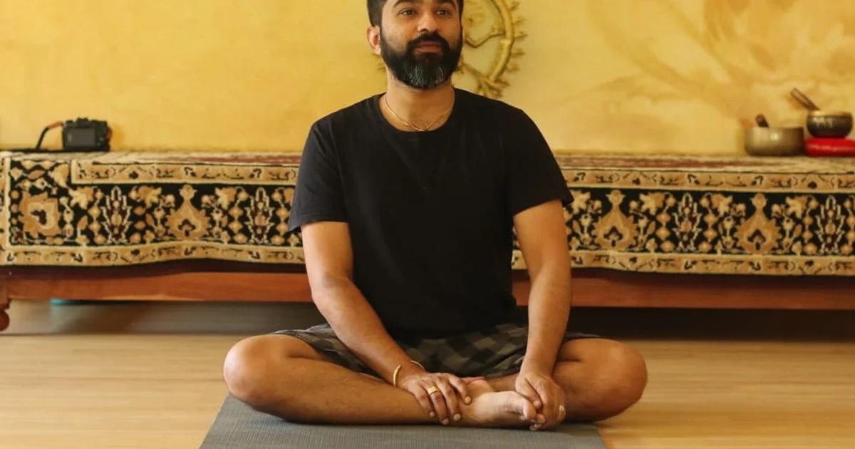 Vedanta & Yoga: The Philosophy Behind the Practice
