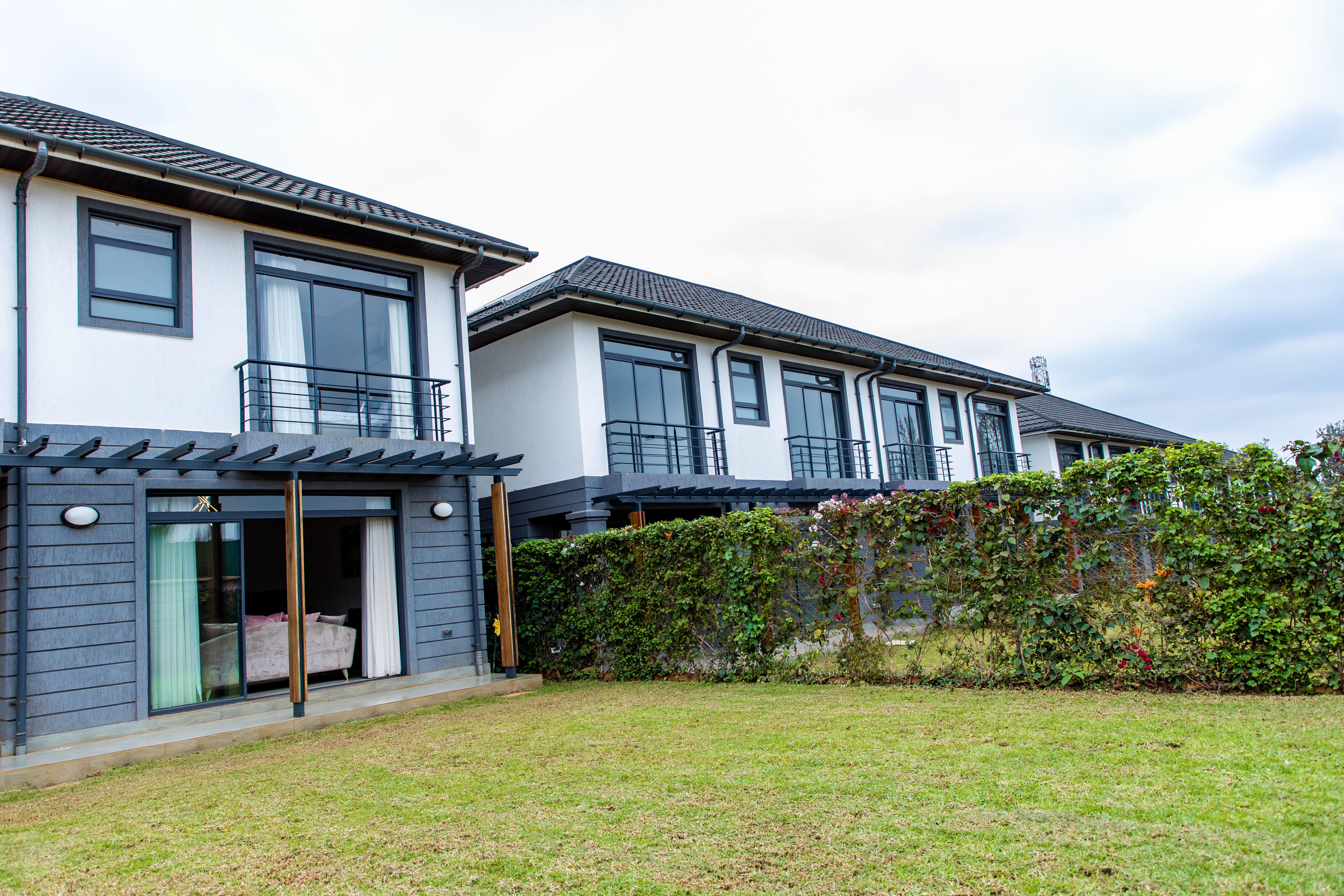 FIVE STAR HILLS - Image 3