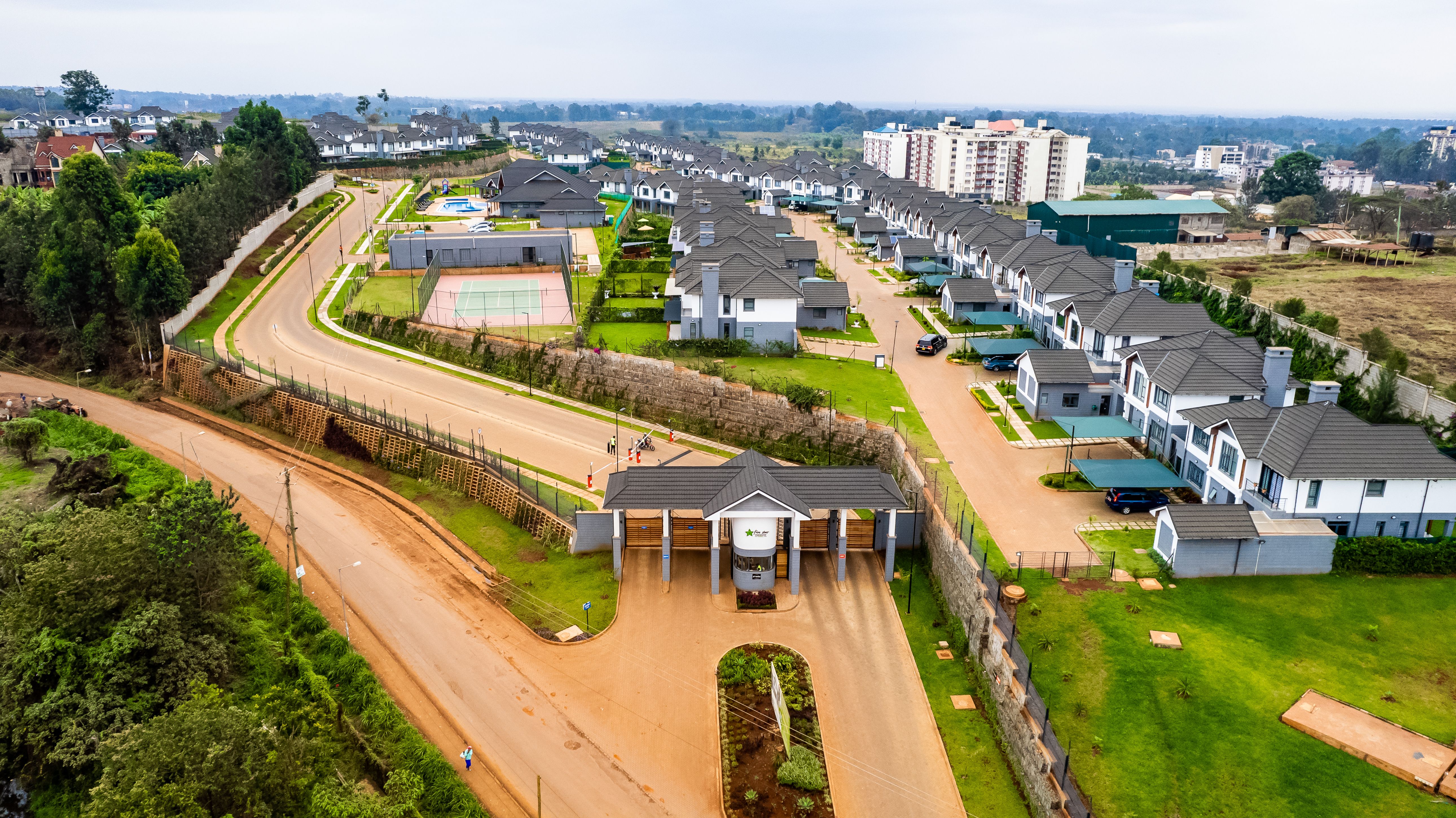 FIVE STAR PARADISE - Image 6